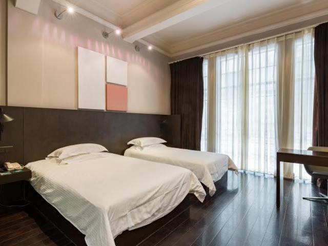 Jinjiang Inn Nanjing Road Pedestrian Streeteast Asia Hotel Şanghay Dış mekan fotoğraf