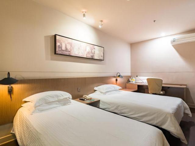 Jinjiang Inn Nanjing Road Pedestrian Streeteast Asia Hotel Şanghay Dış mekan fotoğraf